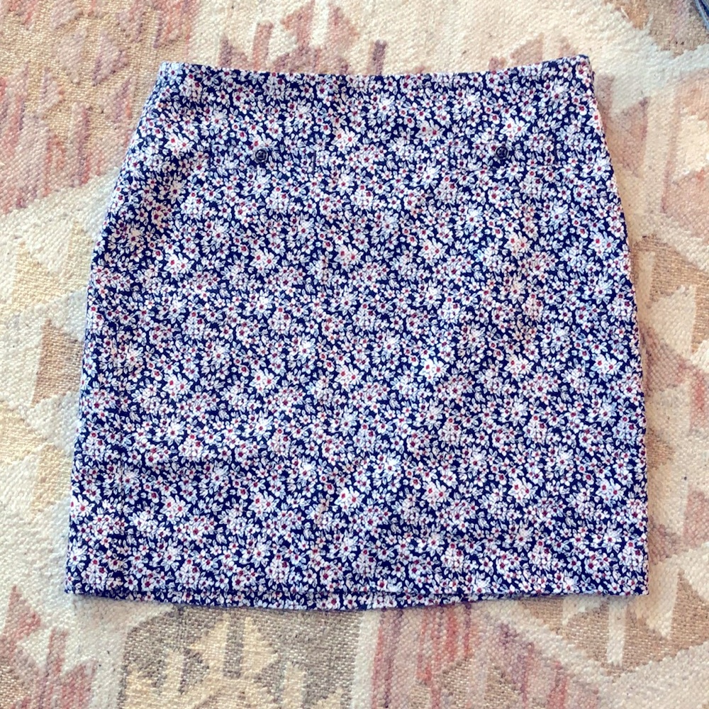 Banana Republic Skirts | Floral Mini Skirt | Size 2